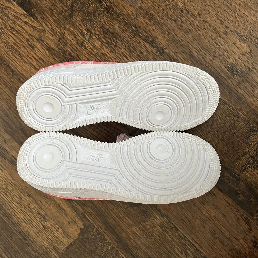 Nike Air Force 1 Low Women's Size 7.5 Pearl Pink Paisley White Shoes FD1448-664 - Picture 9 of 10